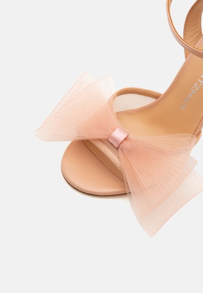 Stuart Weitzman BLUSHING BOW - Sandale - ginger