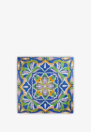 Vierkant katoenen sjaal met een levendig bloemmotief in blauw, groen, roze en oranje, met franjes aan de randen.