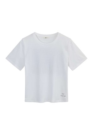 Wit katoenen T-shirt met korte mouwen, een ronde hals en een kleine zwarte opdruk "MELA x ATELIER MAVIE" nabij de onderzoom.