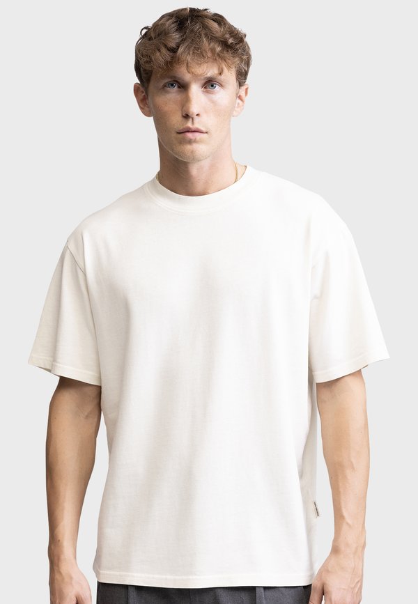 GOMES TEE BOXY FIT - Print T-shirt - pristine