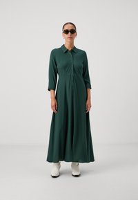 YAS Petite YASSAVANNA LONG SHIRT DRESS  - Maksi garuma kleita - sycamore