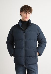 Tommy Hilfiger PUFFER JACKET - Jachetă cu puf - desert sky