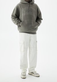 PULL&BEAR Luvtröja - taupe