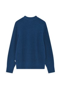 Zils ribots džemperis ar garām piedurknēm, teksturēts adījums un apaļa kakla izgriezums. Iezīmēts ar skaidri definētu apakšmalu un sānu izgriezumiem apakšā.