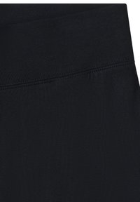 Leggings noirs avec une texture lisse et une large taille élastique. Des coutures sont visibles le long de la taille.