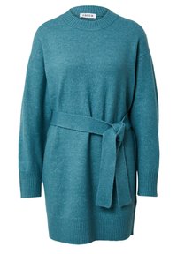 Türkis gestricktes Kleid mit Rundhals, lockerer Passform und einem Stoffgürtel, der in der Taille gebunden ist. Rippstrickbündchen und -saum, weiche Textur.