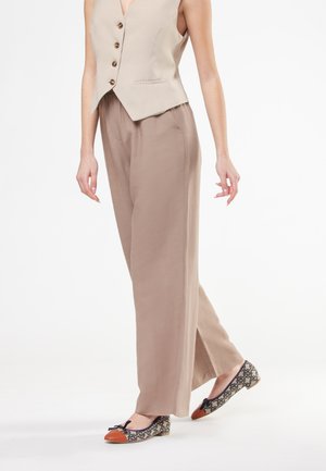V73, BALLERINA CAMILLA SHOES - Ballerina's - marrone
