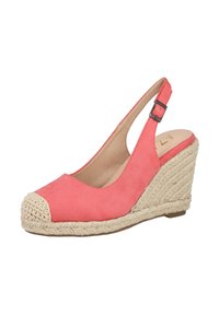 Sandalias cuña de color coral con diseño de talón descubierto, parte superior de ante, detalle de yute trenzado en la punta y base de fibra natural texturizada.