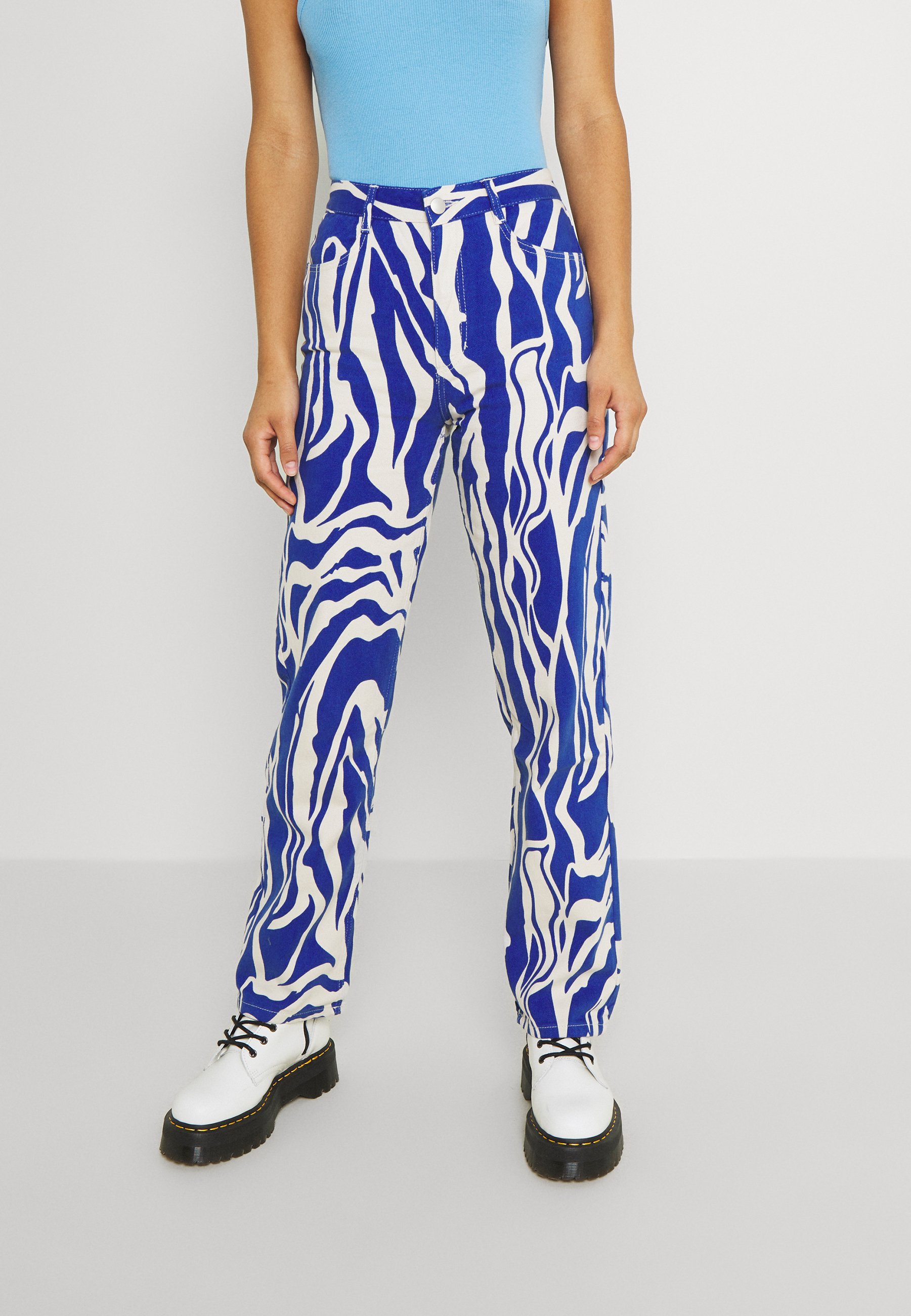 Monki Relaxed fit jeans - rave blue 