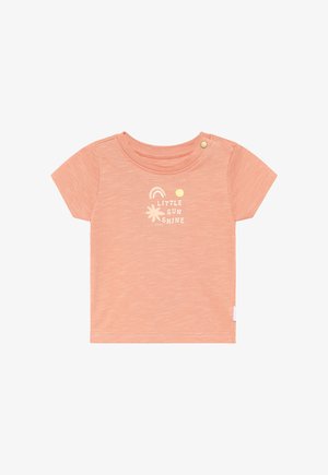 Hellrosa T-Shirt mit kurzen Ärmeln und rundem Ausschnitt. Mit einem Grafikdruck mit der Aufschrift "KLEINES SONNENSCHEIN" sowie einem Regenbogen- und Blumenthema.