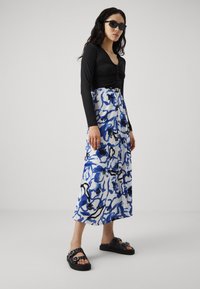 ONLY Tall ONLPELLA SKIRT - A-vonalú szoknya - cloud dancer