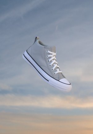 Converse CHUCK TAYLOR ALL STAR MALDEN STREET UNISEX - Αθλητικά μποτάκια - grey area/white/black