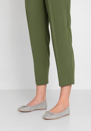 Dorothy Perkins Ballerinasko - grey