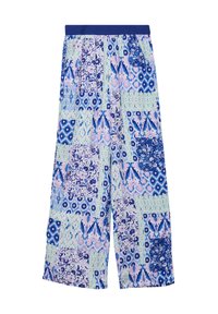 Wijdvallende broek met een marineblauwe elastische tailleband, met een patchworkontwerp in blauwe, lavendelkleurige en muntgroene patronen met bloemaccenten.