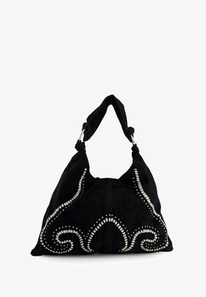 Schwarze Wildleder-Hobo-Tasche mit einem gedrehten Riemen und weißen Perlendetails in einem wirbelnden Muster an der Vorderseite. Weiche Textur und lässige Form.