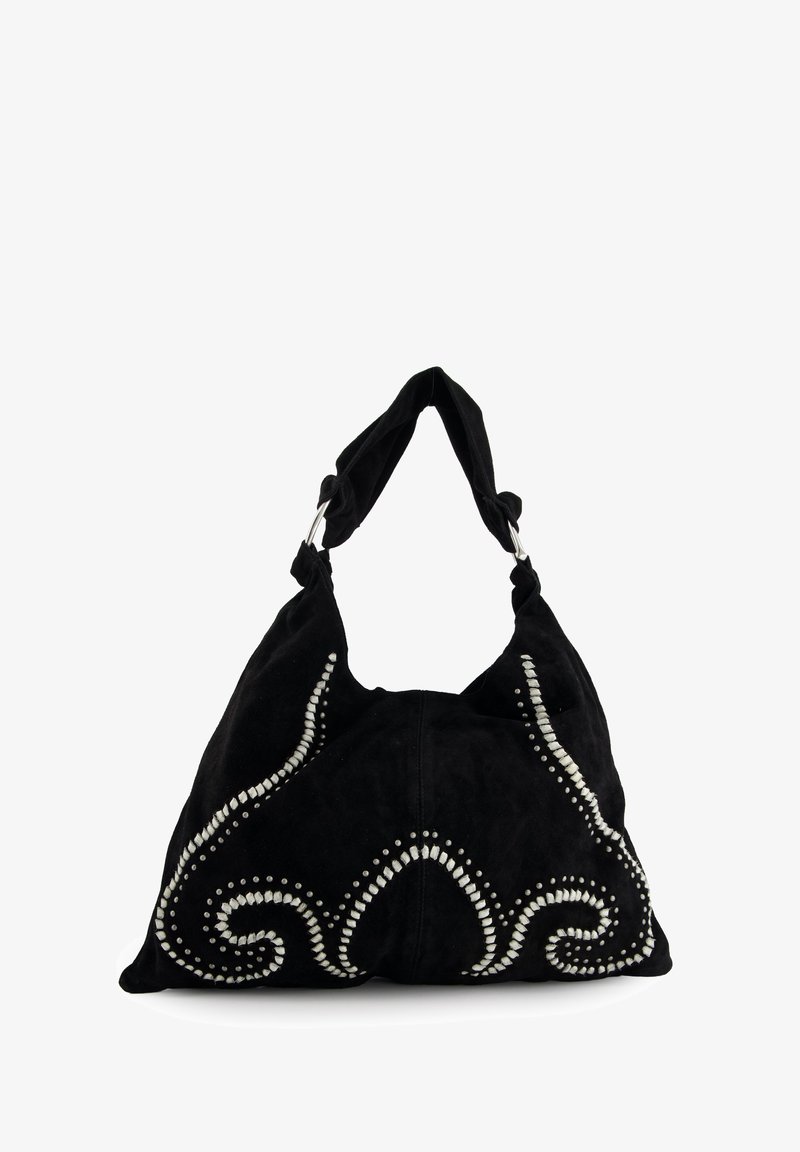 Zwarte suède hobo tas met een gedraaide schouderriem en witte kraalversiering in een kronkelig patroon aan de voorkant. Zachte textuur en slappe vorm.