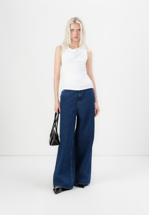 VIKENZA WATERFALL - Top - optical snow3