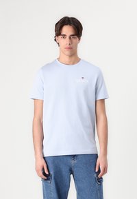 Tommy Hilfiger STACK TEE UNISEX - Print T-shirt - breezy blue