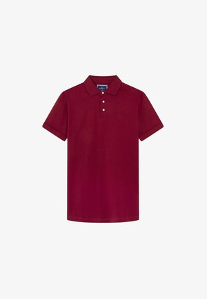 Rotes Poloshirt aus Baumwolle, mit Kragen, einer dreiknöpfigen Knopfleiste, kurzen Ärmeln und einem kleinen Logo auf der Brust.