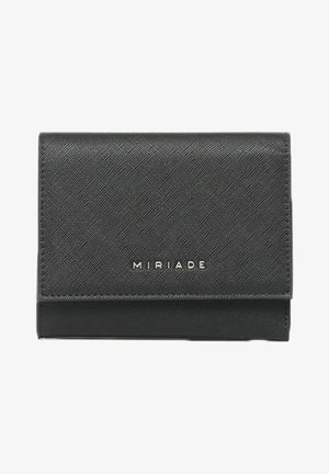 Portefeuille en cuir synthétique noir avec une finition texturée, présentant un rabat frontal et le logo de la marque "MIRIADA" en lettres dorées en relief.