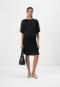 TWINSET Top - nero