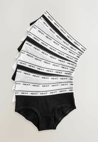 Pachet de șase chiloți din bumbac, în culorile negru, alb și gri, cu un elastic pe care se repetă logo-ul "NEXT". Material moale și elastic.
