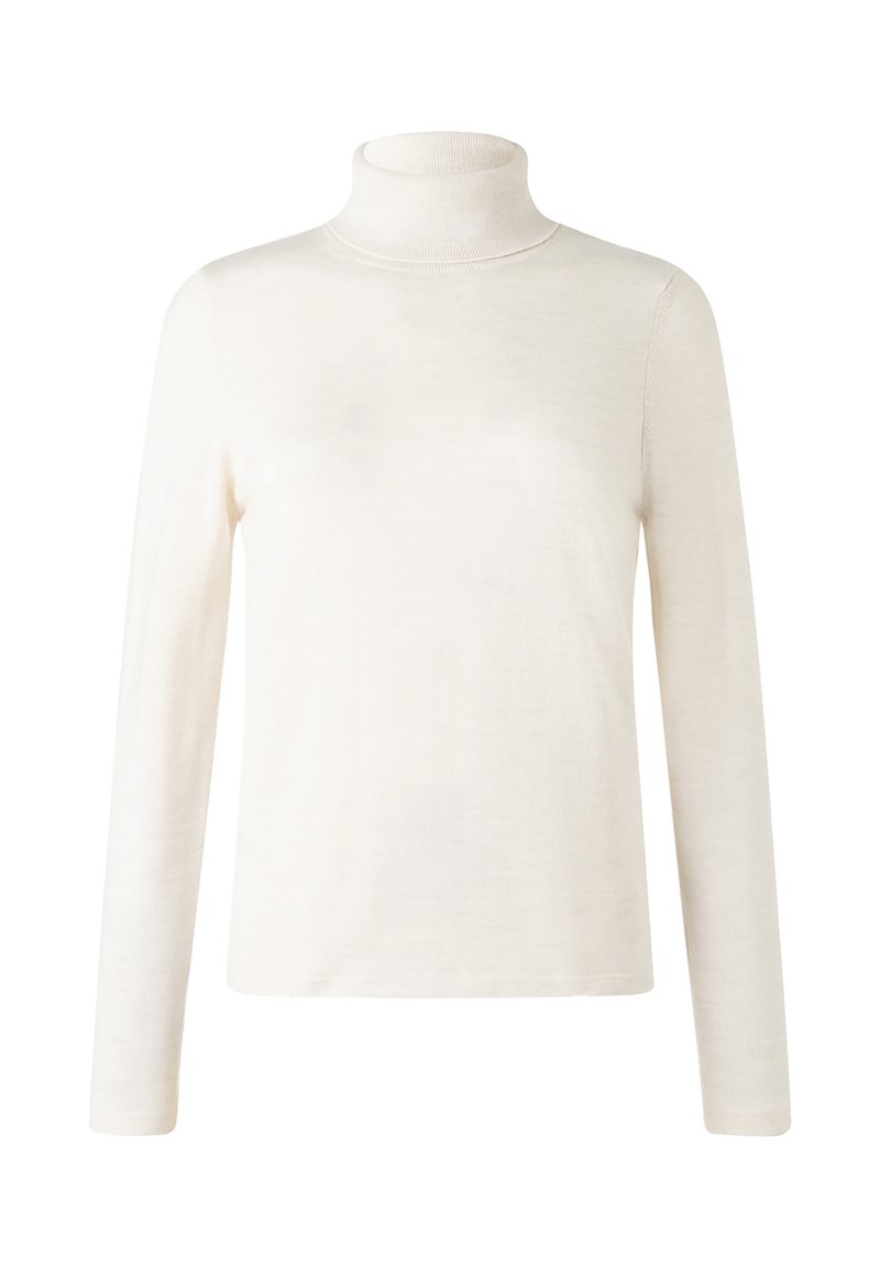 Weißer Rollkragenpullover aus weichem Strickmaterial, mit langen Ärmeln und einer figurbetonten Silhouette ohne sichtbare Muster oder Beschläge.
