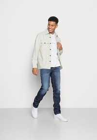 Denham RAZOR  - Calças de ganga justas - blue