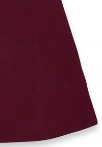 Burgundin värinen neulottu kangas, sileä rakenne, slim fit -muotoilu, jonka helma on hieman levenevä. Minimalistinen ja värittömänä ilman kuvioita.