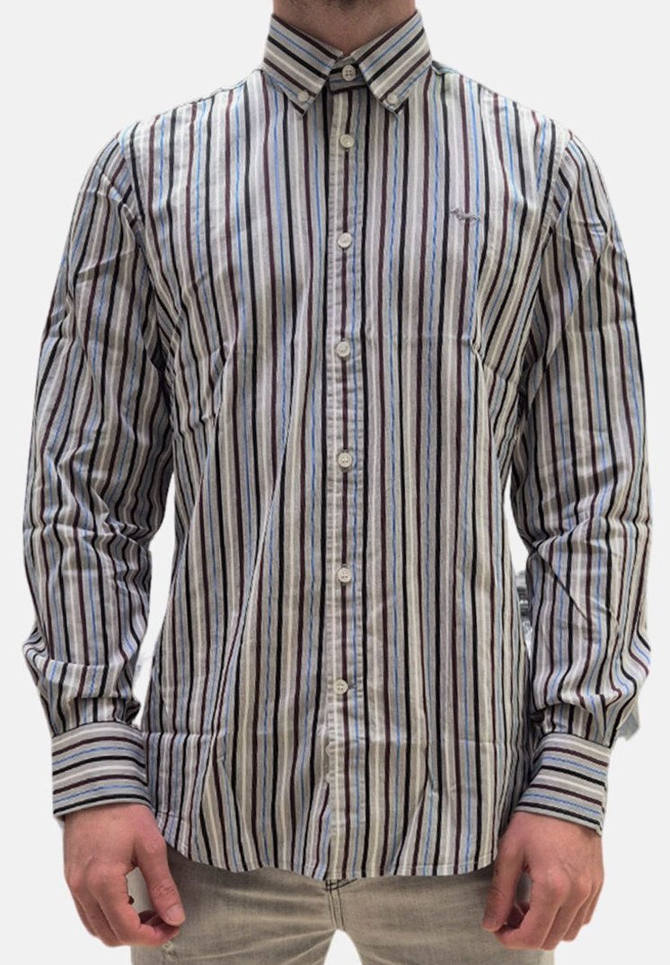 Camicia a maniche lunghe con bottoni, caratterizzata da strisce verticali in grigio, blu e bordeaux, con colletto. Tessuto morbido.