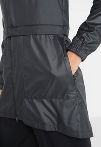 Nike Performance Veste de running - black
