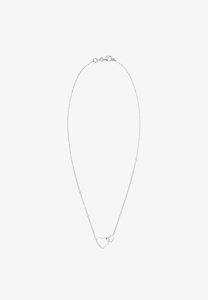 Collier en argent comprenant deux pendentifs en forme de cœur entrelacés. Design de chaîne délicat avec une fermeture à clip. Texture lisse.