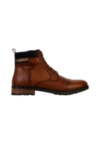 Botín de cuero marrón hasta el tobillo con collar negro acolchado, cordones y tacón de madera, vista lateral que muestra la costura y la marca "Redskins".