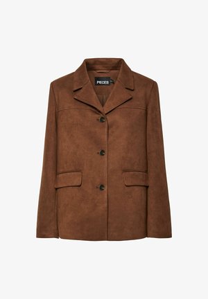Veste en daim marron avec un col cranté, une fermeture à bouton unique et deux poches avant. Présente une texture lisse et un design ajusté.
