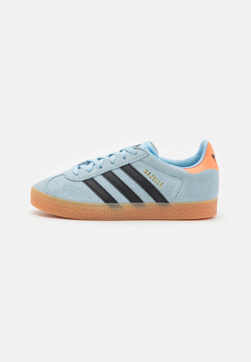 adidas Originals GAZELLE KIDS - Baskets basses - clear sky/core black/solar orange