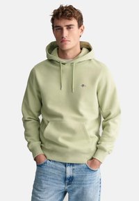 GANT - SHIELD HOODIE - Hættetrøje - hellgrün Miniaturebillede 1