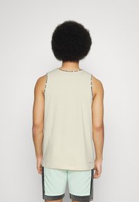 Jordan BREAKFAST CLUB TANK - Top - pearl white/black