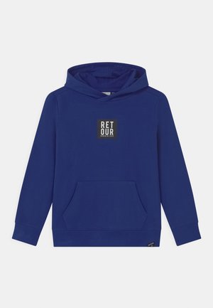 Sudadera con capucha azul marino en tela suave, con un bolsillo frontal tipo canguro y un logo cuadrado en blanco y negro en el pecho. Mangas largas con puños acanalados.