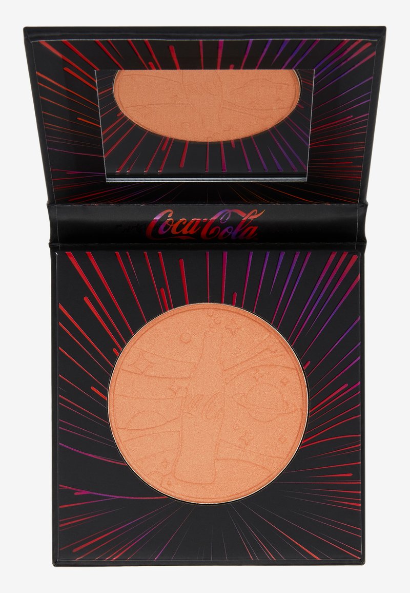 Makeup Revolution REVOLUTION COCA COLA HIGHLIGHTER Highlighter