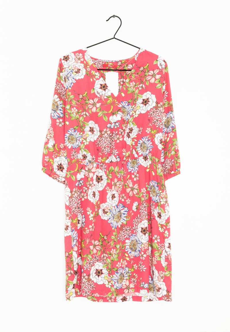 Blumen Kleid mit korallenrot Hintergrund und weißen, blauen und grünen Blumen; knielang, mit Dreiviertelärmeln und einem Schlüsselaugen-Ausschnitt.