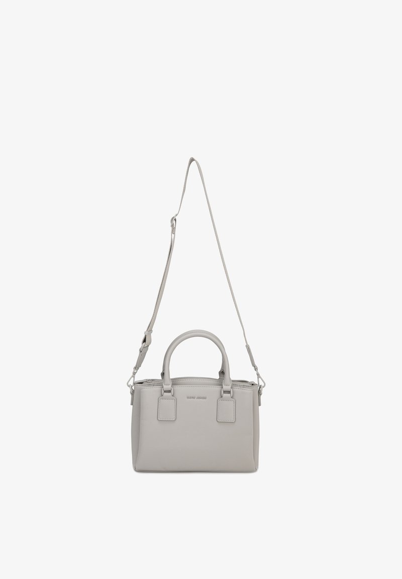 Sac à main rectangulaire gris clair avec deux poignées supérieures et une bandoulière réglable, design minimaliste avec logo de la marque à l'avant.