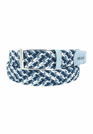 Ceinture tressée en tissus dans des tons de bleu et blanc avec une boucle argentée et une extrémité en cuir bleu clair portant l'étiquette « Real Guys ».