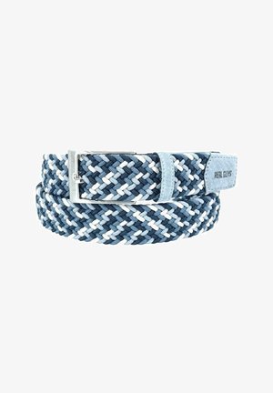 Geflochtener gewebter Gürtel in Blau- und Weißtönen mit einer silbernen Schnalle und einem hellblauen Lederende mit der Aufschrift „Real Guys“.