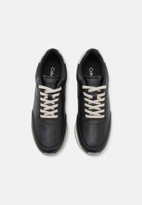 Calvin Klein RUNNER LACE UP - Joggesko - black/sand pebble