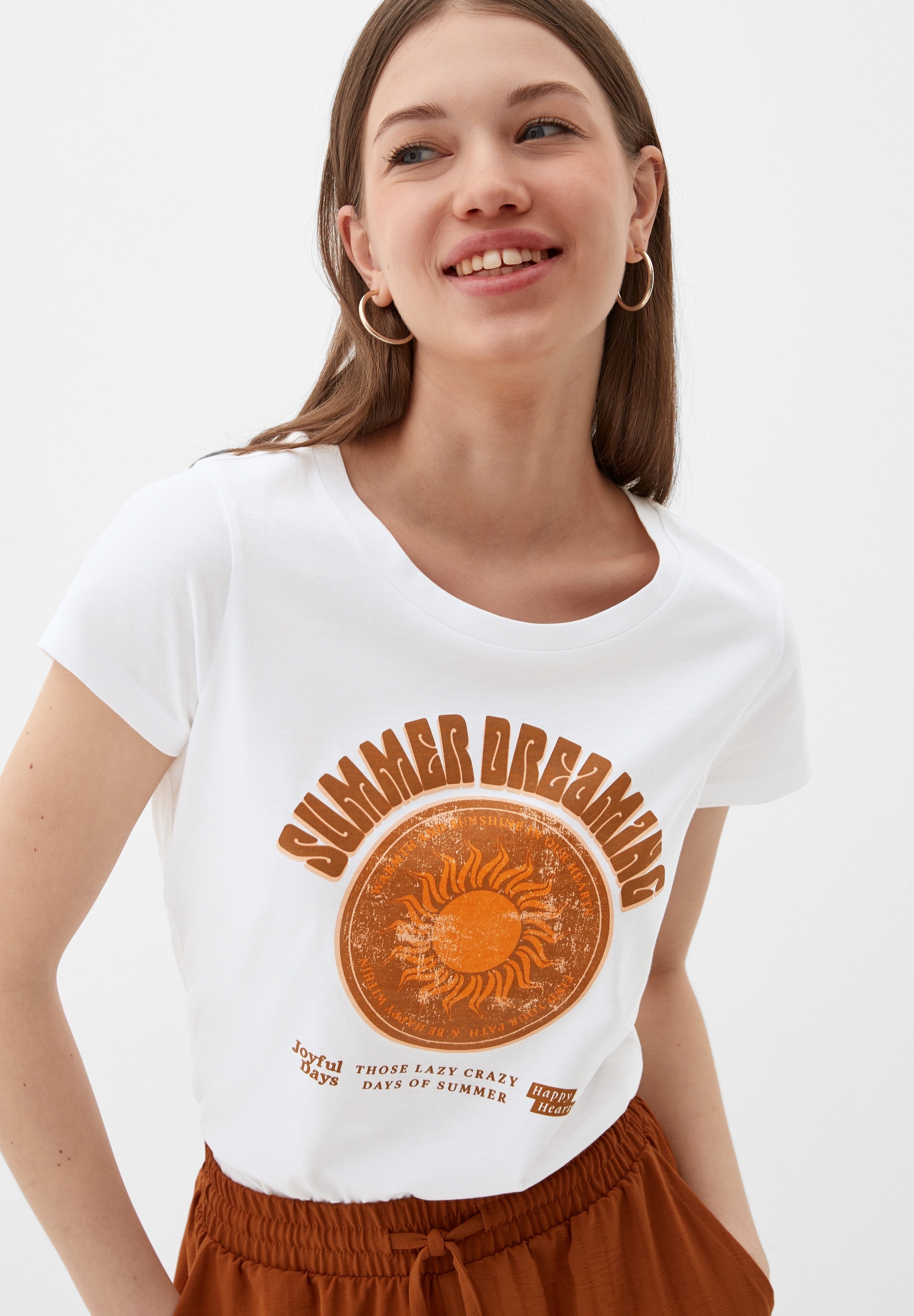QS T-Shirt Donna A Maniche Lunghe: Maglia Basic In Jersey Leggero Con Scollo A Tunica E Orlo Arrotondato. Il Must-have Per Il Tuo Guardaroba!