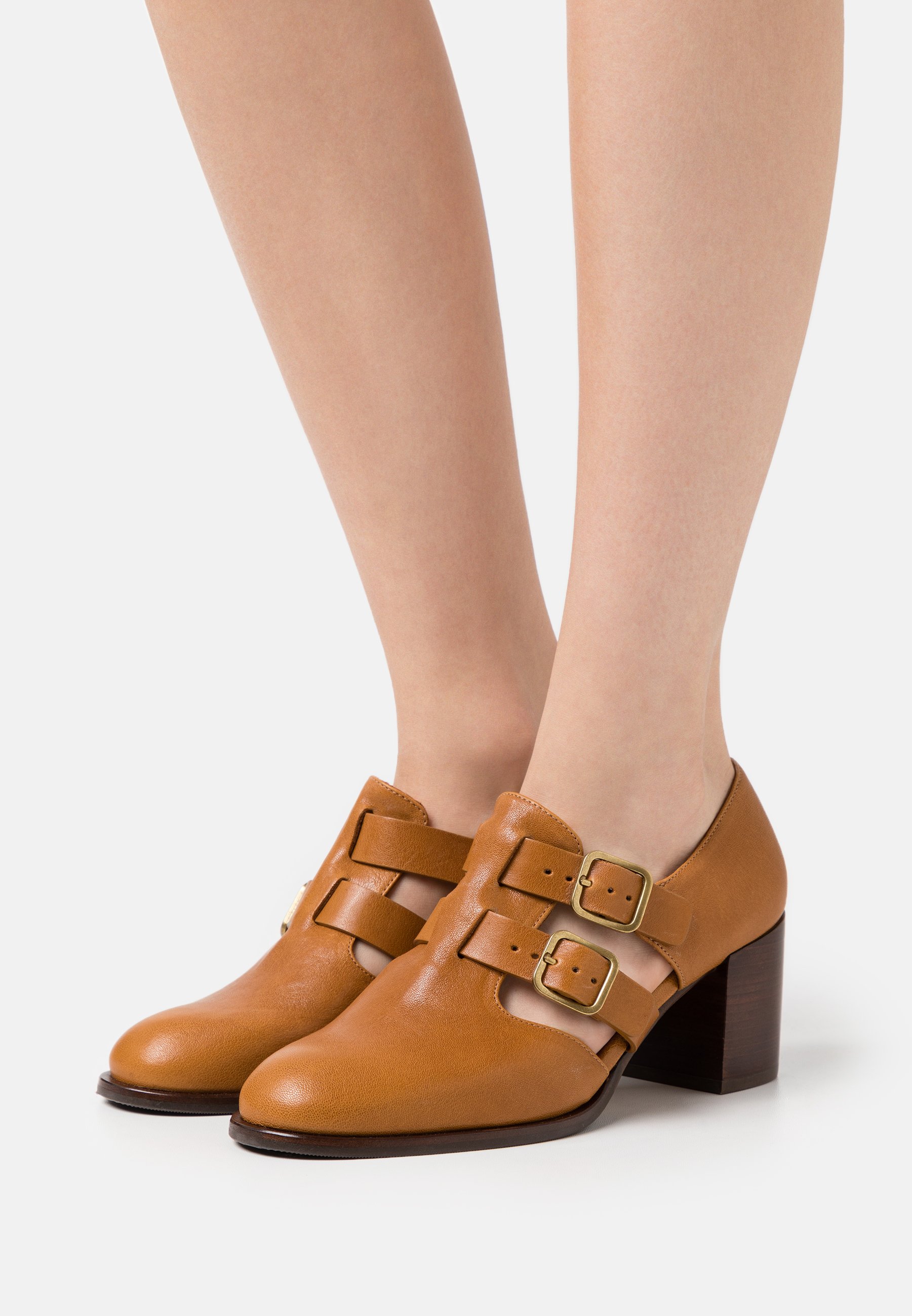 Chie Mihara TRACI - Tacones - barna ocre/mostaza - Zalando.es