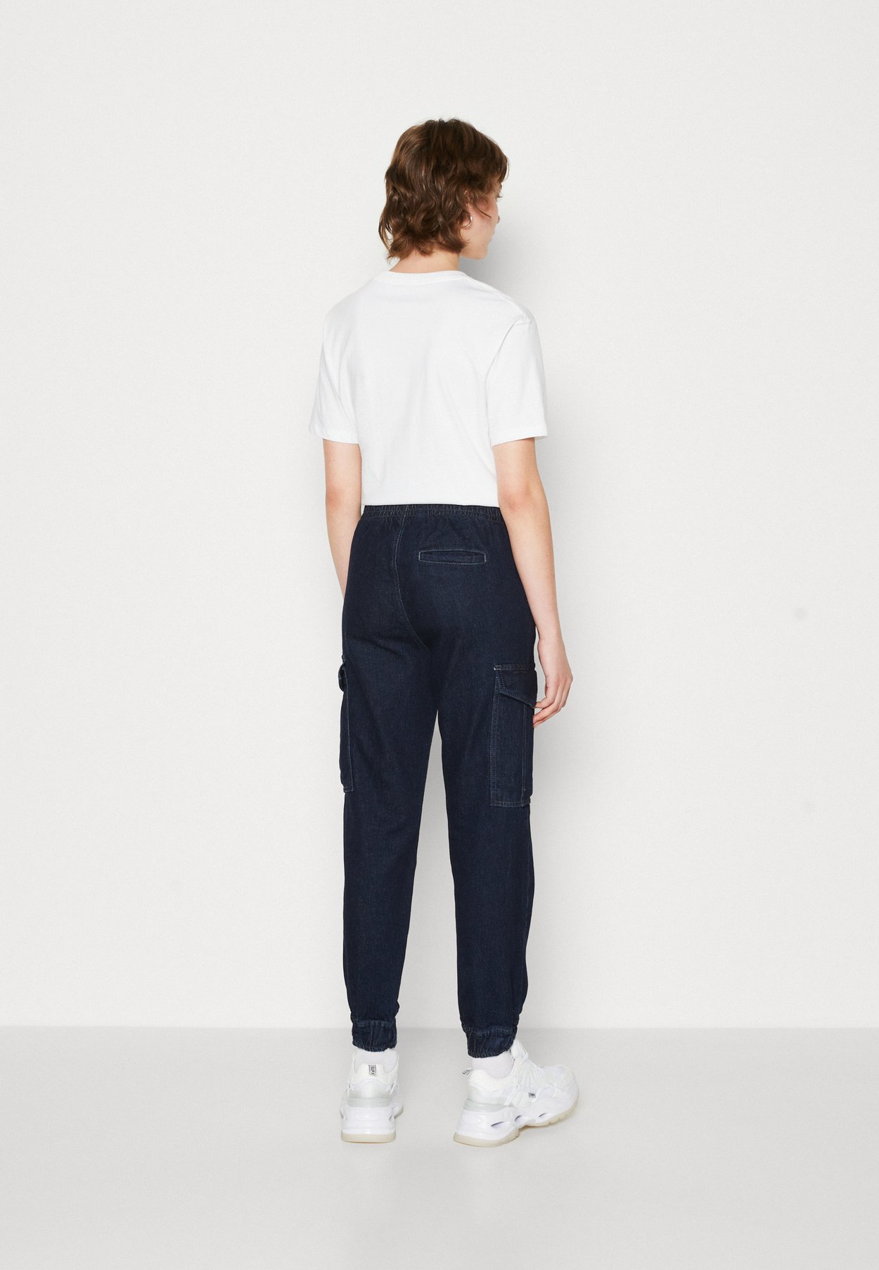 ONLROUGE CARGO