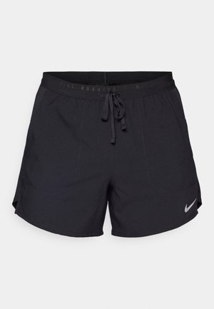 Pantaloni scurți negri pentru alergare, realizați dintr-un material ușor, având talie elastică cu șnur și un mic logo Nike argintiu în partea dreaptă jos.