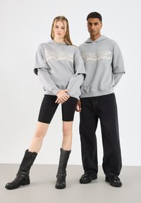 UNISEX - Sweat à capuche - washed grey