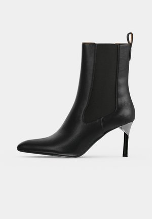 Armani Exchange, BOOT - Bottes à talons hauts - black